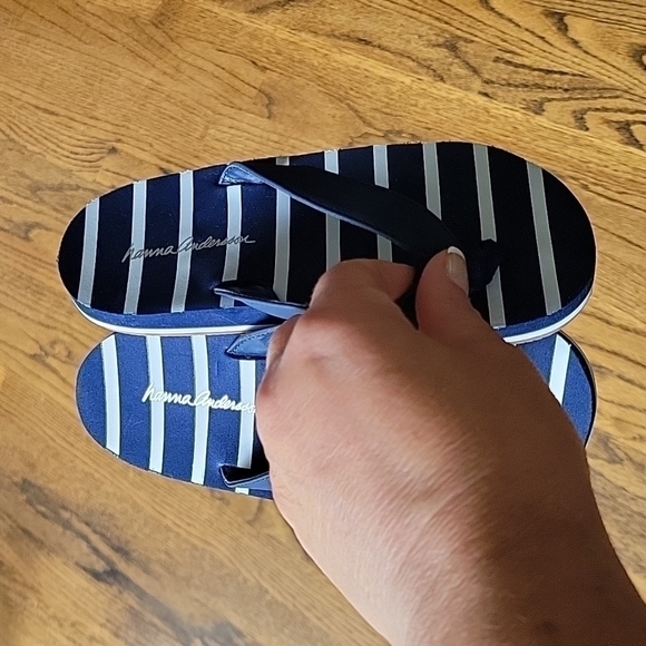 Hanna Anderson Striped Blue White Thong Flip Flops Rubber Waterpoof Pool Sz.11 - Picture 10 of 11